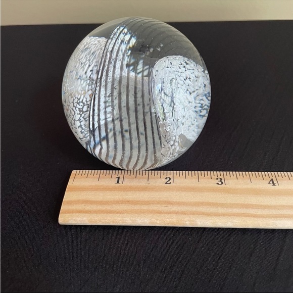 VINTAGE GLASS PAPERWEIGHT ~ SCOTLAND - Picture 6 of 11